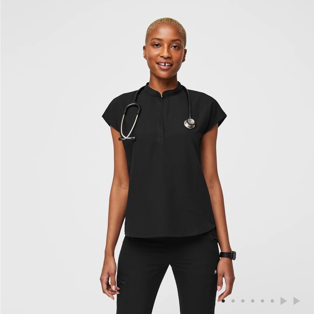 Figs Black Rafaela Scrub Top XS